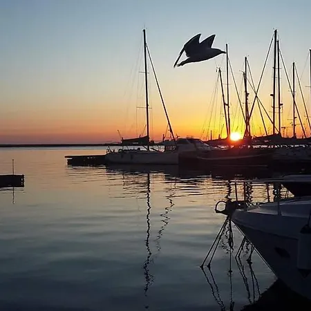 Isla Blanca Botel *