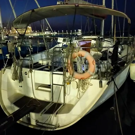 Isla Blanca Botel *